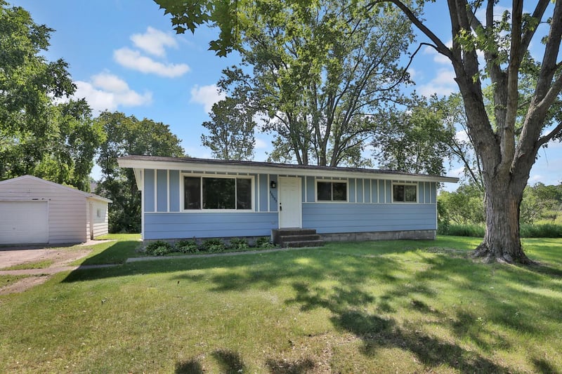 26695 Freeport Ave, Wyoming, MN 55092