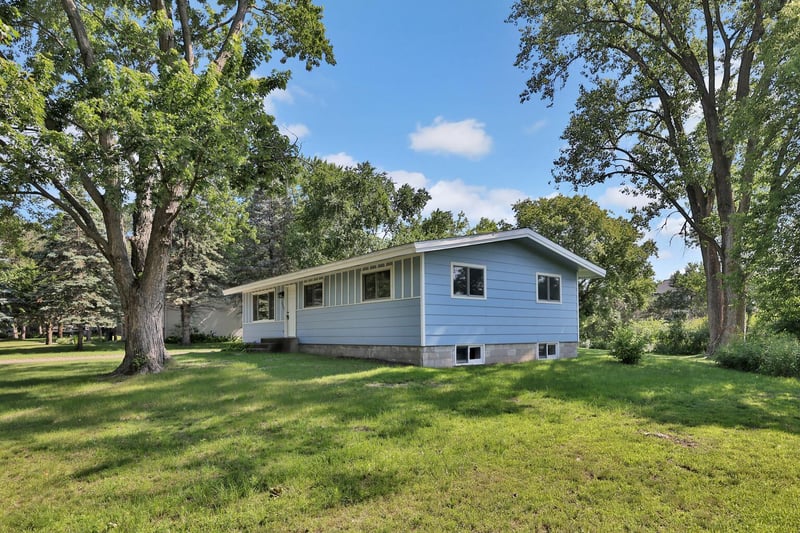 26695 Freeport Ave, Wyoming, MN 55092