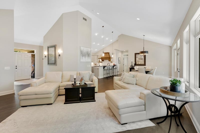 2780 South Shore Dr, Prior Lake, MN 55372