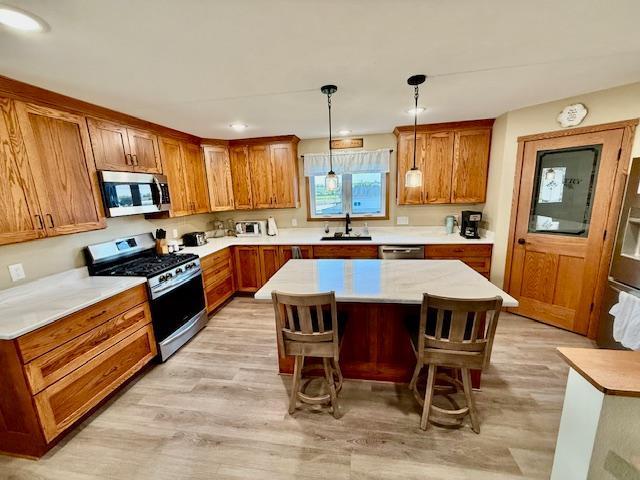 602 E Newburg Ave, Mabel, MN 55954