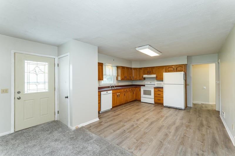 212 Church St, Claremont, MN 55924