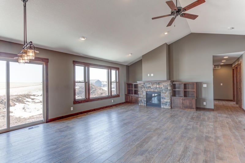 871 N Grant St, Ellsworth, WI 54011