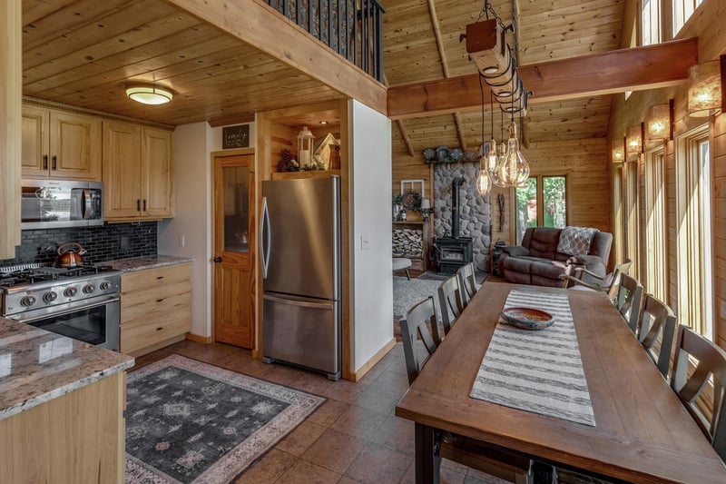 20799 Floral Ln, Nevis, MN 56467