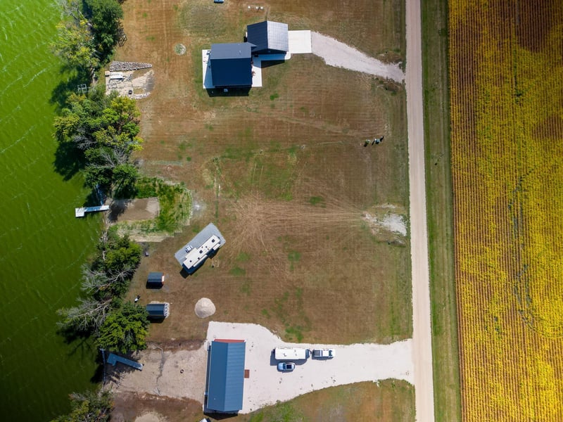Lot 4 W Clear Lake Dr, Ceylon, MN 56121