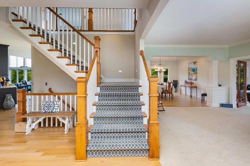 2605 Thoroughbred Ln, Orono, MN 55356