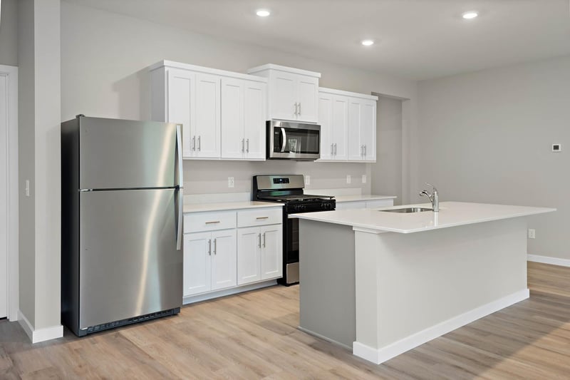 692 Aspen Ln, Montrose, MN 55363