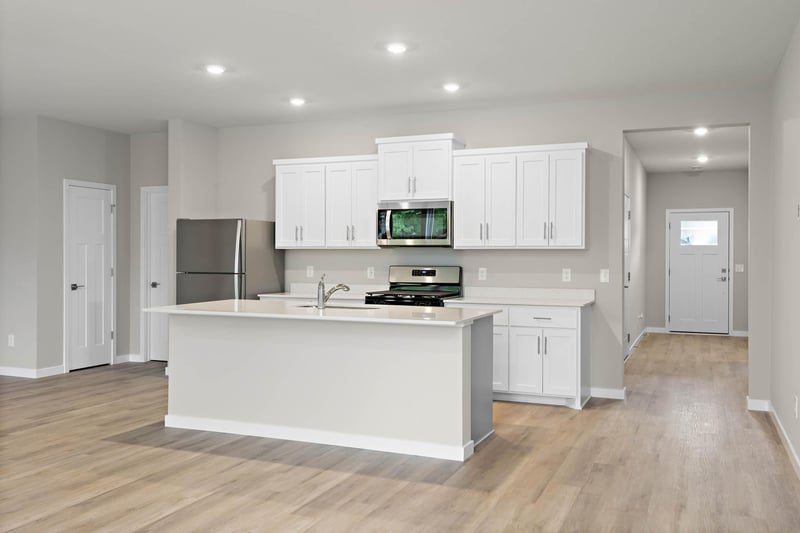 692 Aspen Ln, Montrose, MN 55363