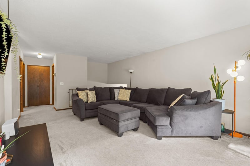 1102 10th Ave, Newport, MN 55055