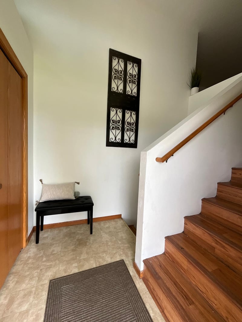208 2nd St, Henning, MN 56551