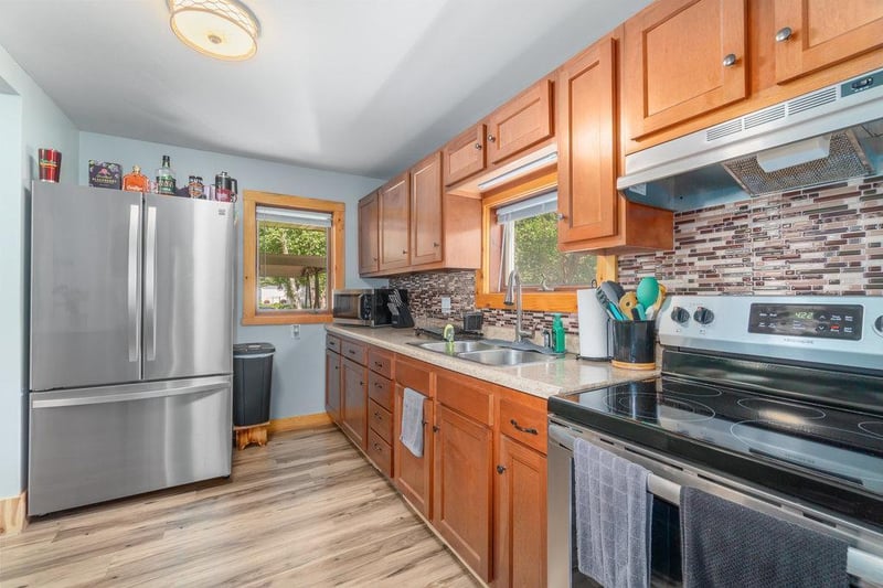 315 S Woodworth St, Elmwood, WI 54740