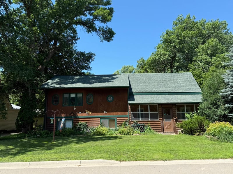 248 N 4th St N, Dawson, MN 56232