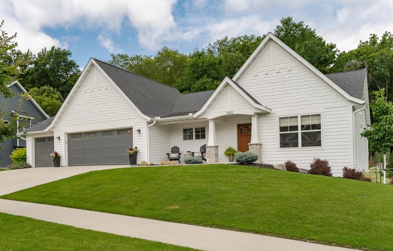 4205 Stone Point Dr NE, Rochester, MN 55906
