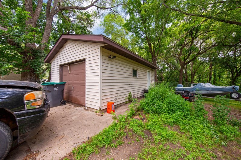 23231 Farwell Ave, Warsaw, MN 55087