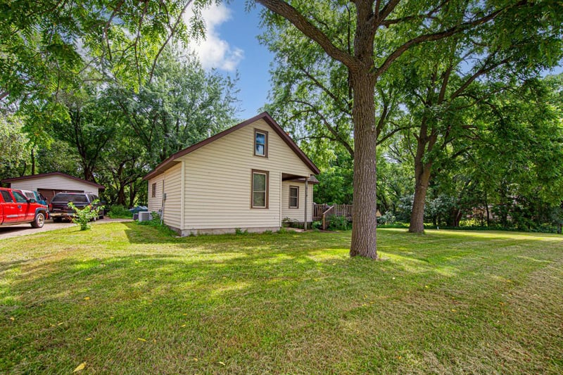 23231 Farwell Ave, Warsaw, MN 55087