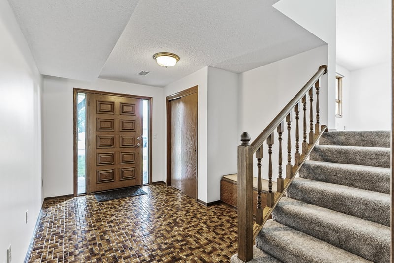 6925 Colorado Ave N, Brooklyn Park, MN 55429
