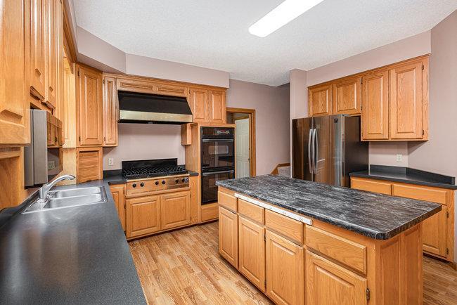9230 Unity St NW, Coon Rapids, MN 55433