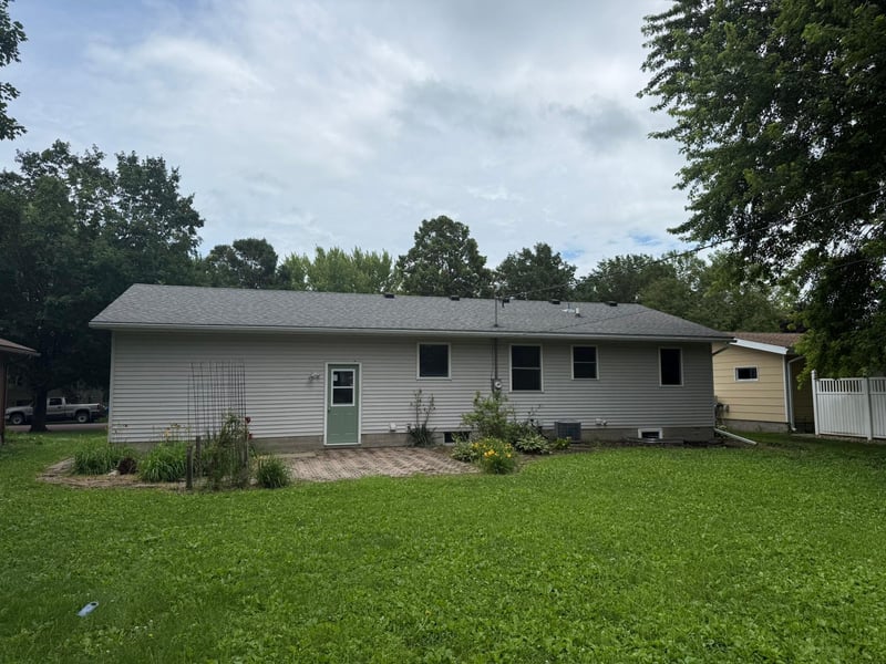 508 4th St NW, New Richland, MN 56072