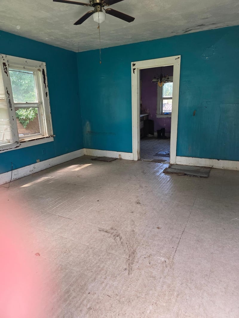 1637 Miller St, Worthington, MN 56187