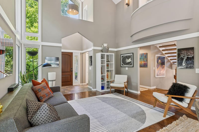2 Edgcumbe Pl, Saint Paul, MN 55116
