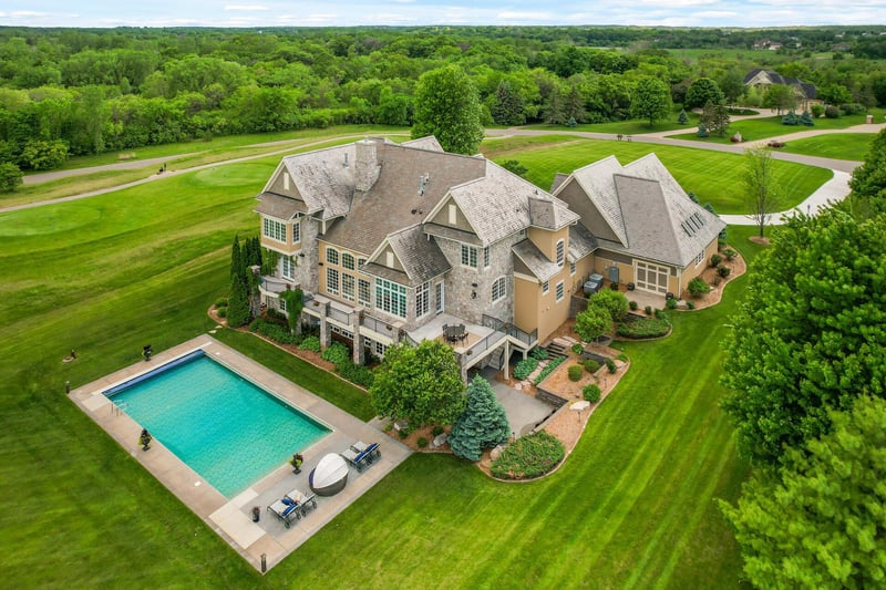 18901 Brookwood Rd, Prior Lake, MN 55372