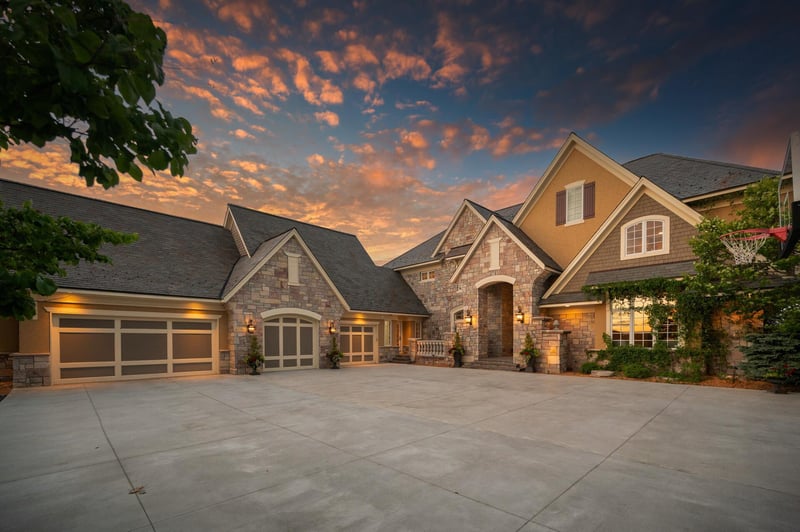 18901 Brookwood Rd, Prior Lake, MN 55372