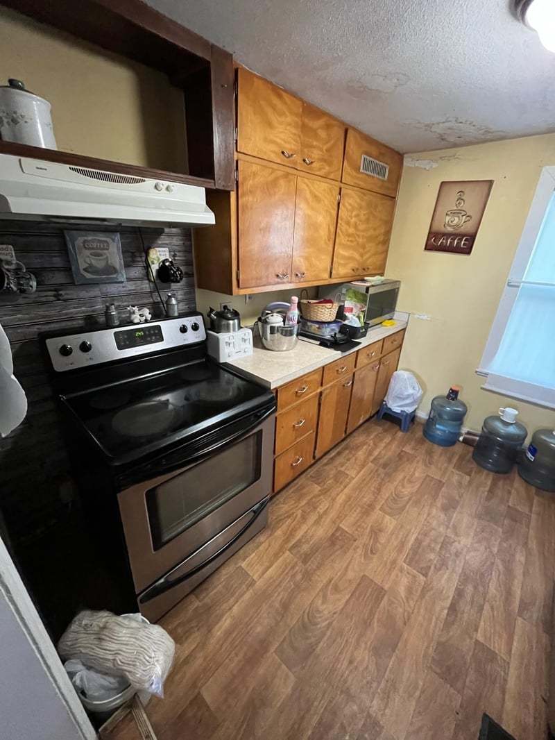 102 4th St S, Grove City, MN 56243