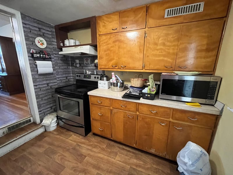 102 4th St S, Grove City, MN 56243