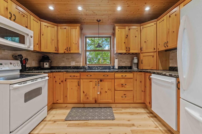 12639 65th Ave SW, Motley, MN 56466