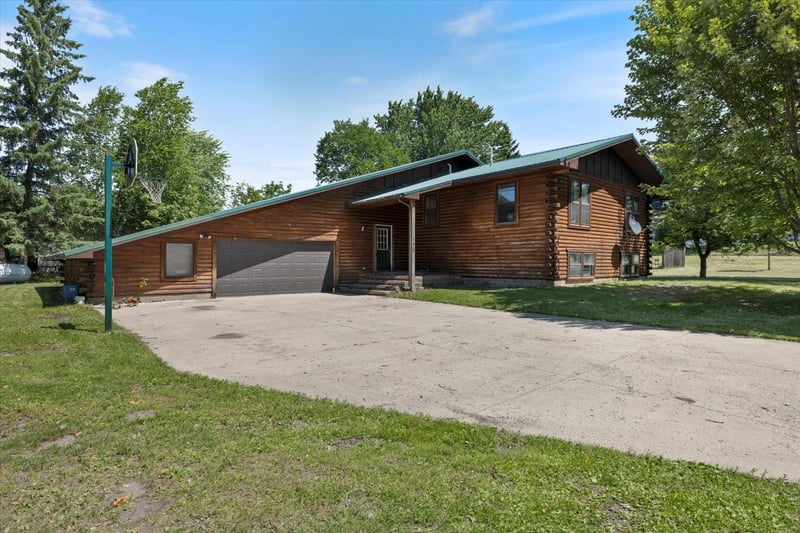 140 Northern Ave NW, Blackduck, MN 56630