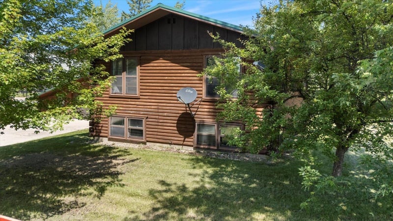 140 Northern Ave NW, Blackduck, MN 56630