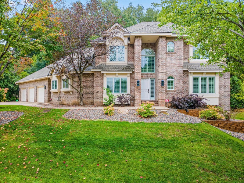 13828 Guild Ave, Apple Valley, MN 55124