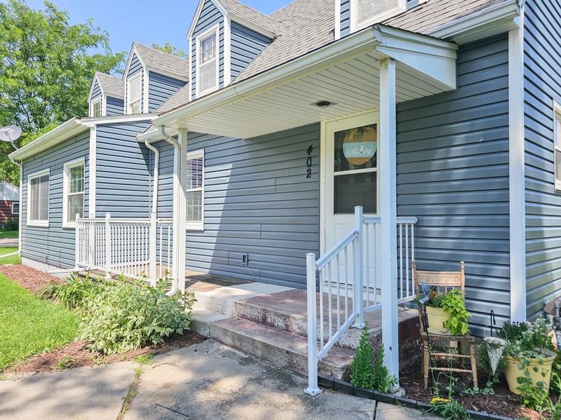 402 1st St, Belview, MN 56214