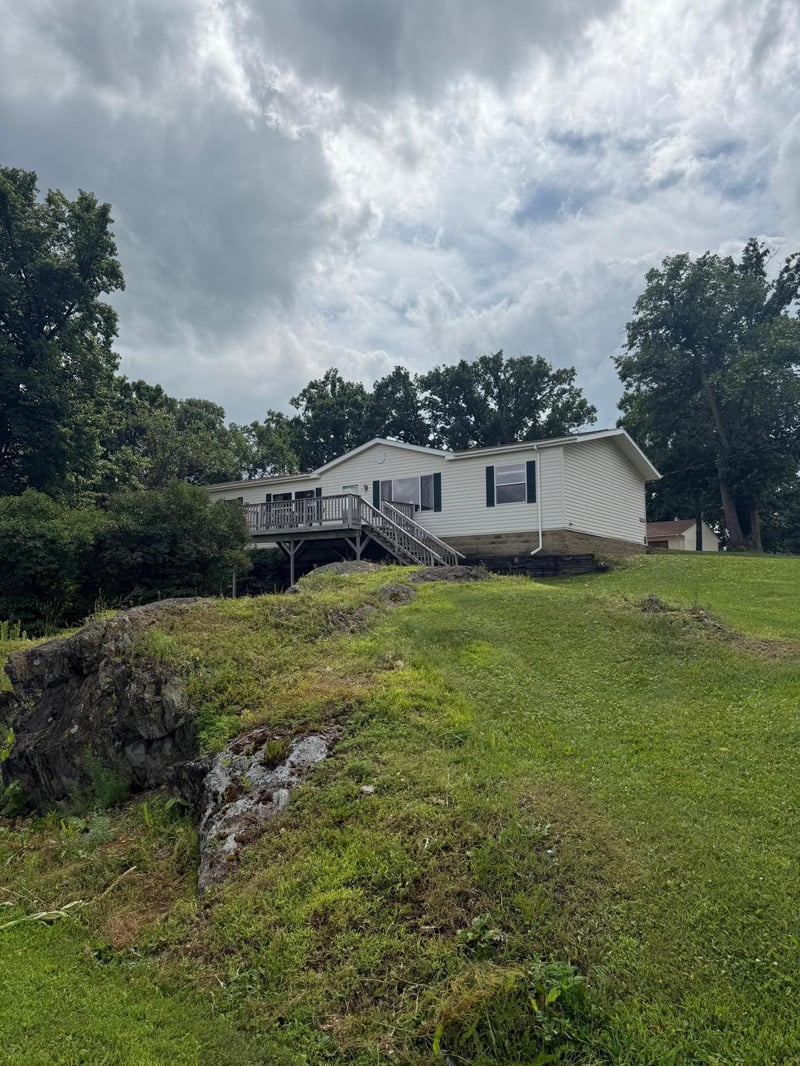 103 W 4th St, Randall, MN 56475