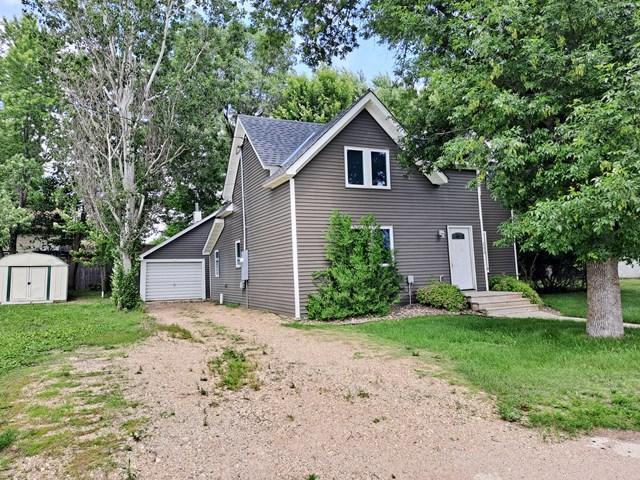 232 1st Ave NW, New London, MN 56273