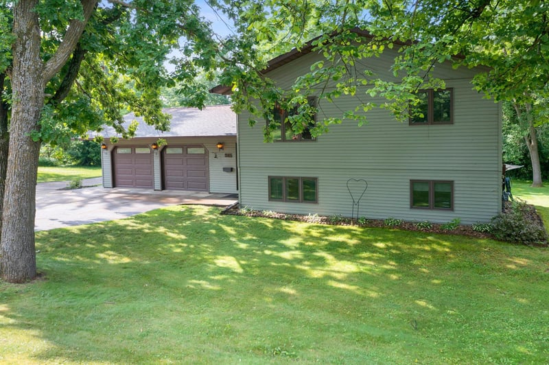 915 Nedvidek St, Cumberland, WI 54829