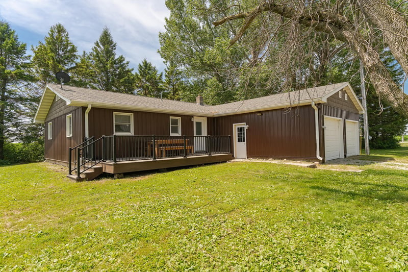 57046 160th Ave, West Concord, MN 55985