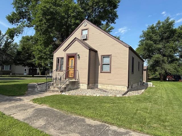 111 S Lake St, Belview, MN 56214