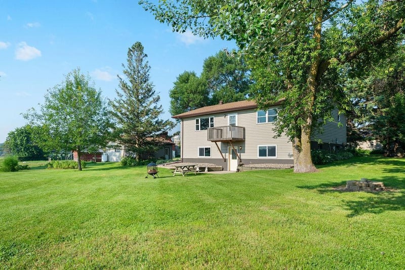 33714 171st Ave, Clarissa, MN 56440