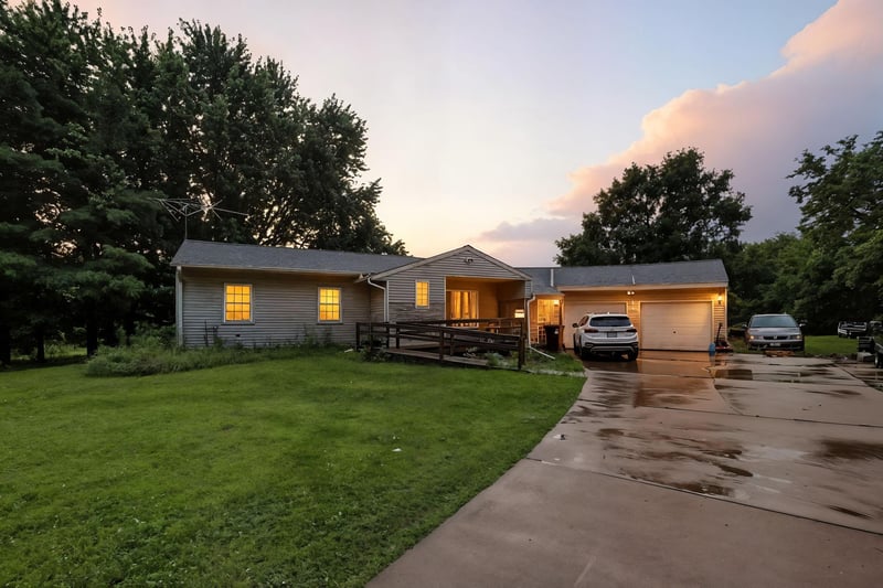 159 206th St, Star Prairie, WI 54026