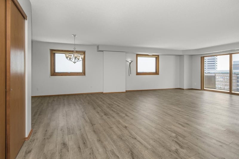 66 9th St E #2315, Saint Paul, MN 55101