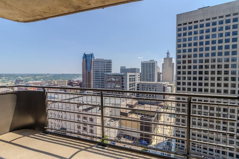 66 9th St E #2315, Saint Paul, MN 55101