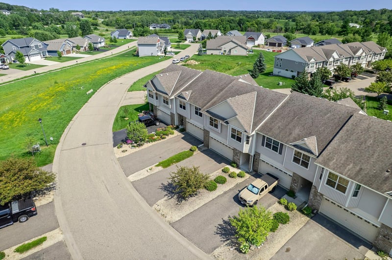 9743 Saint Andrews Dr, Elko New Market, MN 55020
