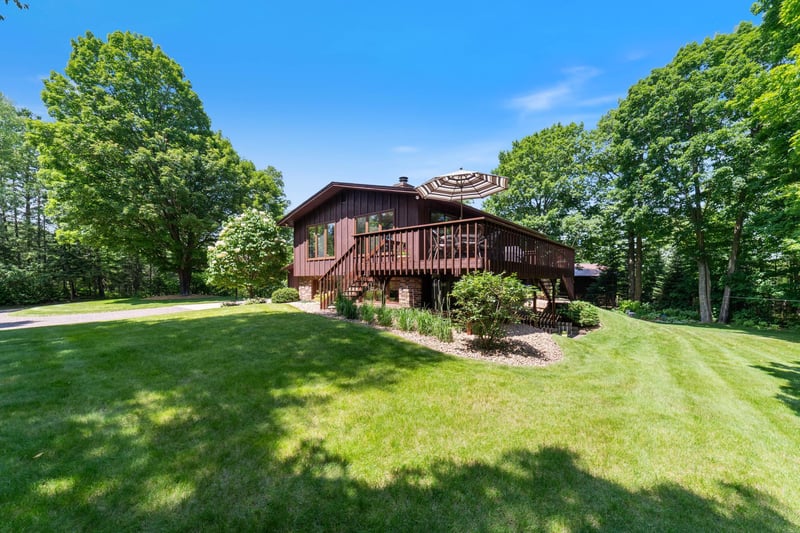 3069 E Lismore Rd, Duluth, MN 55804