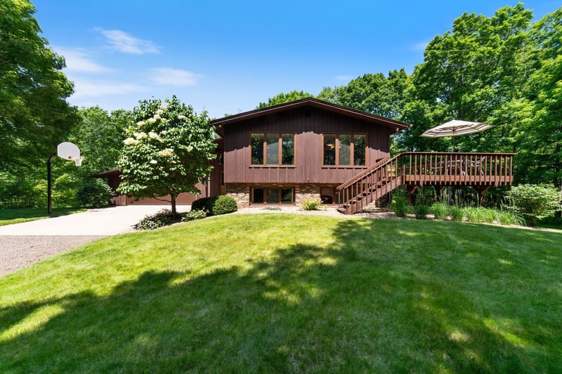 3069 E Lismore Rd, Duluth, MN 55804