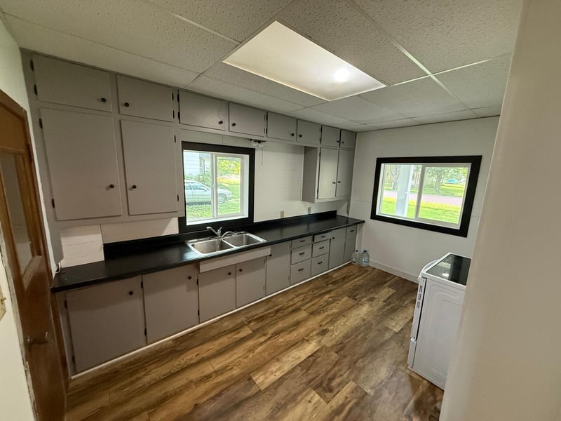 401 Bedal St, Walnut Grove, MN 56180