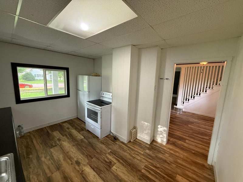 401 Bedal St, Walnut Grove, MN 56180