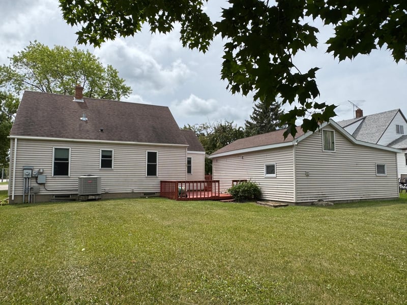 301 2nd Ave SW, Clearbrook, MN 56634