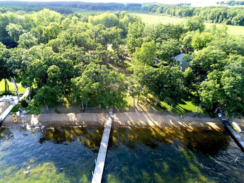 51782 Pelican Point Dr, Detroit Lakes, MN 56501