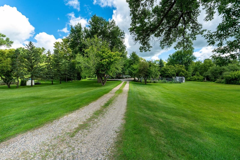 1225 E Mount Faith Ave, Fergus Falls, MN 56537