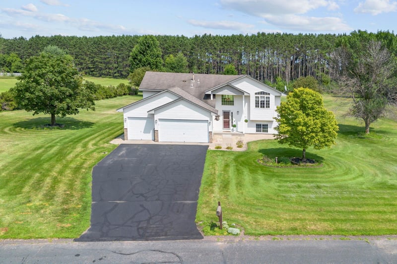 22381 Jenkins St NE, East Bethel, MN 55005